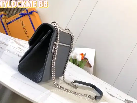 WIS BAG LOUIS MYLOCKME CHAIN VUITTON 0503